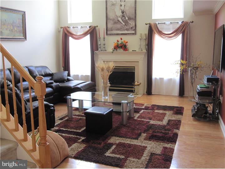 323 Watkins Road Pennington, NJ 08534 - Photo 5 of 24