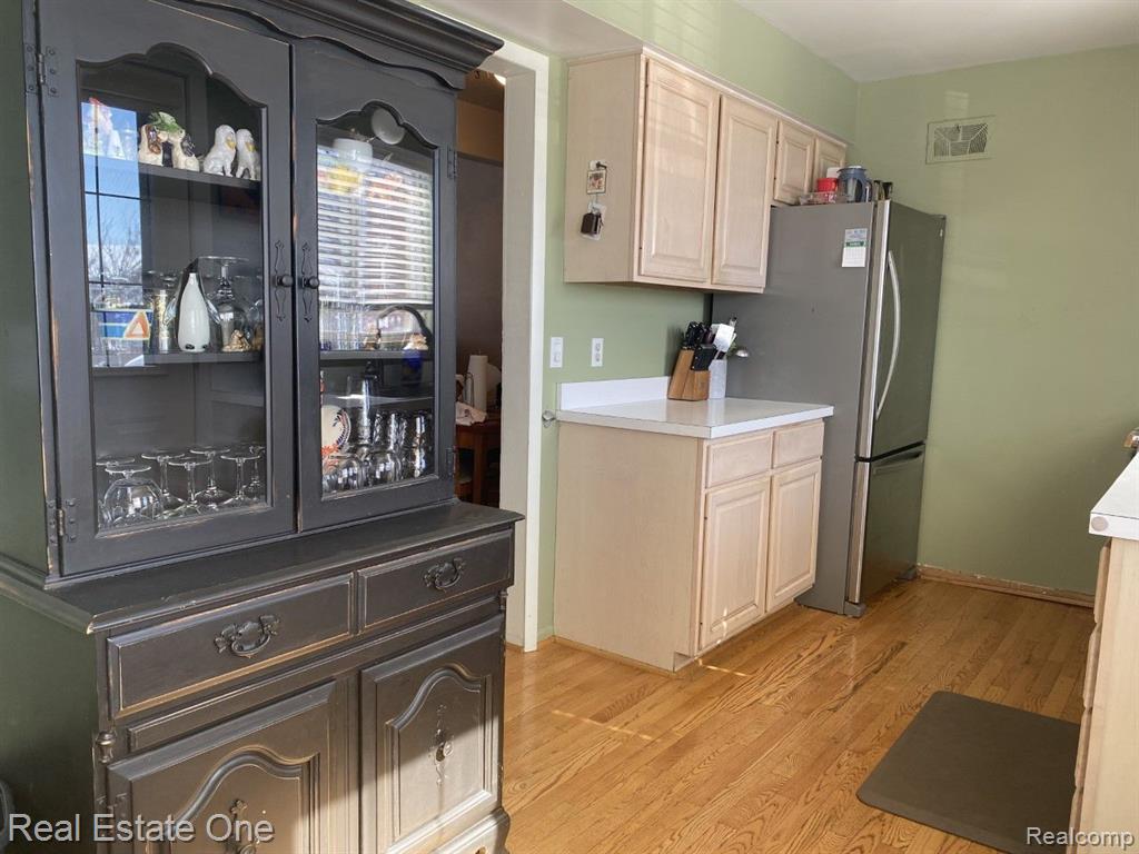 428 Miller Avenue, Unit 65 Rochester, MI 48307 - Photo 12 of 31