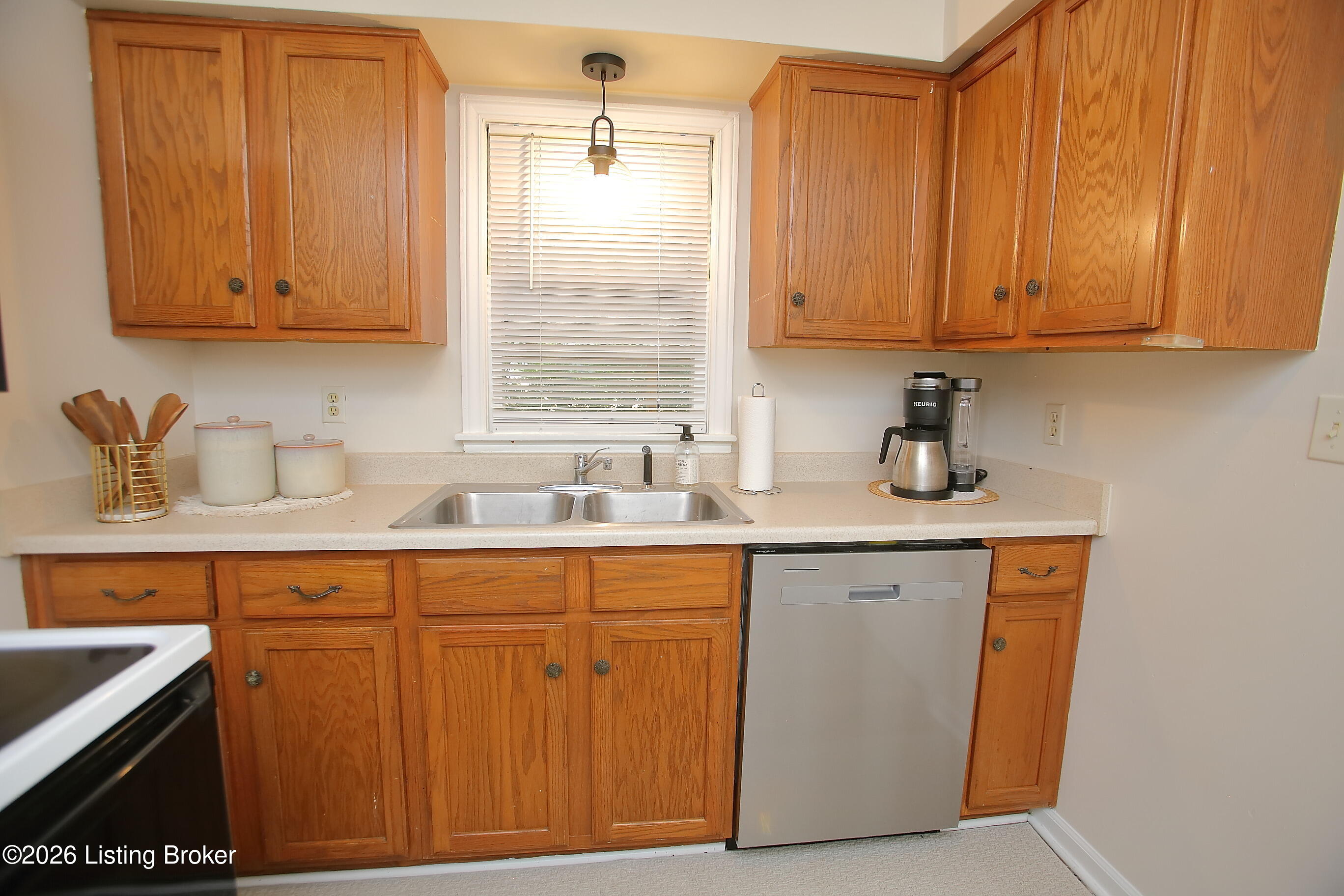 8807 Ferndale Road Louisville, KY 40291 - Photo 13 of 44 IMG_3933