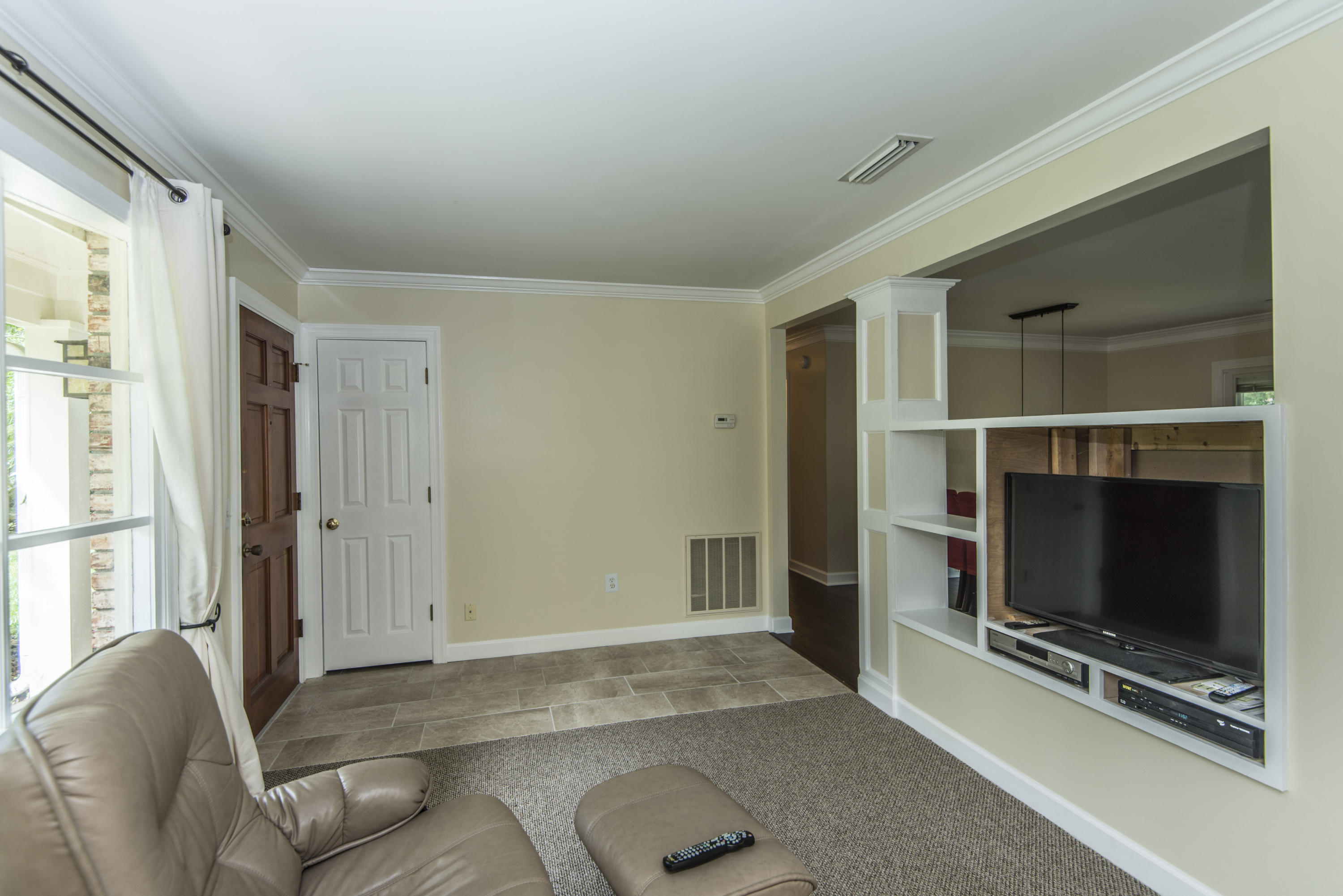 2026 Dogwood Road Charleston, SC 29414 - Photo 18 of 44 _DSC3304