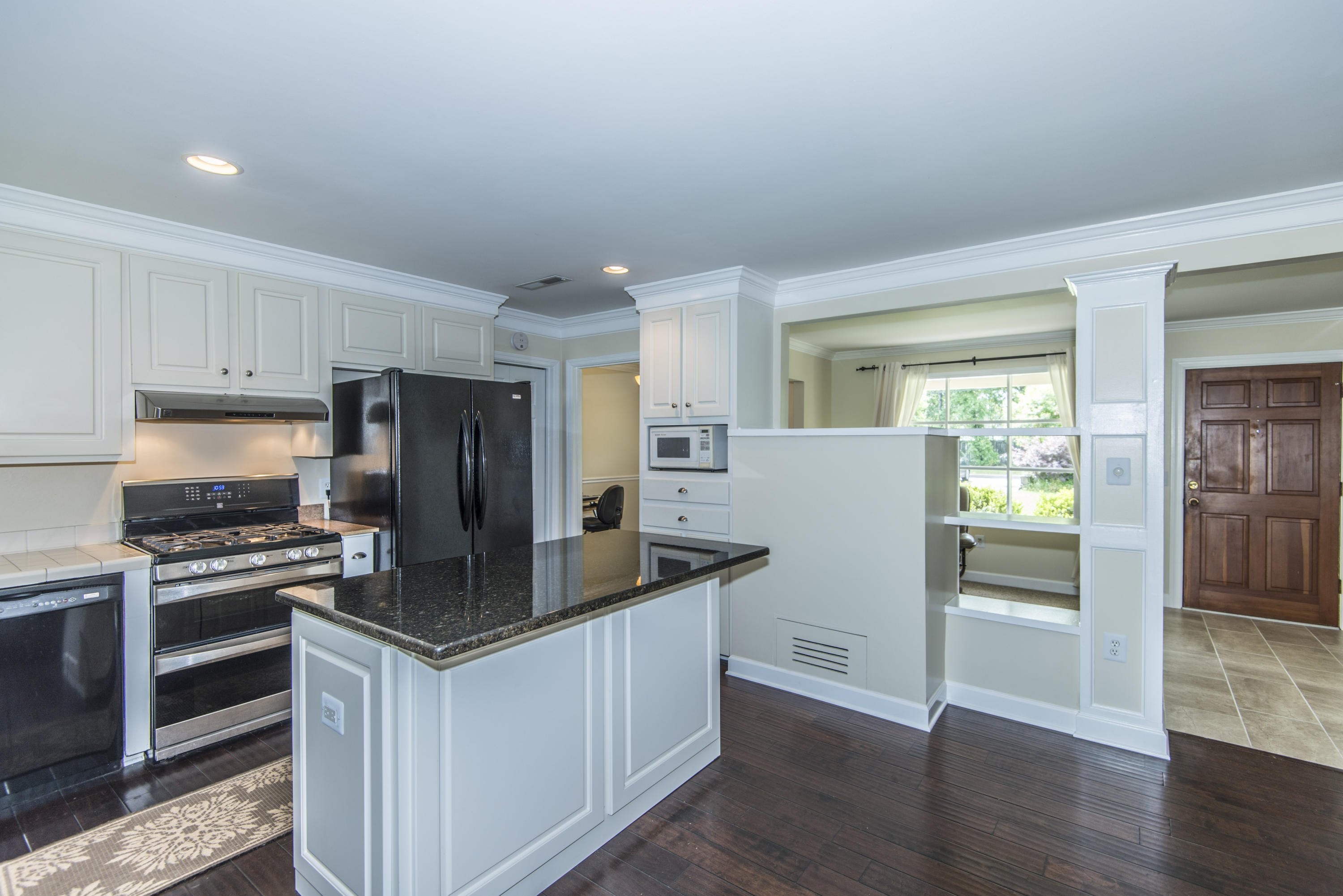 2026 Dogwood Road Charleston, SC 29414 - Photo 3 of 44 _DSC3291