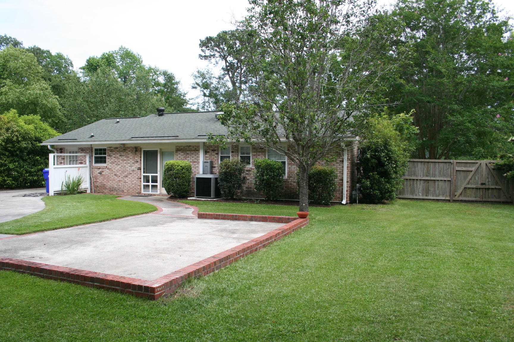 2026 Dogwood Road Charleston, SC 29414 - Photo 10 of 44 IMG_0777