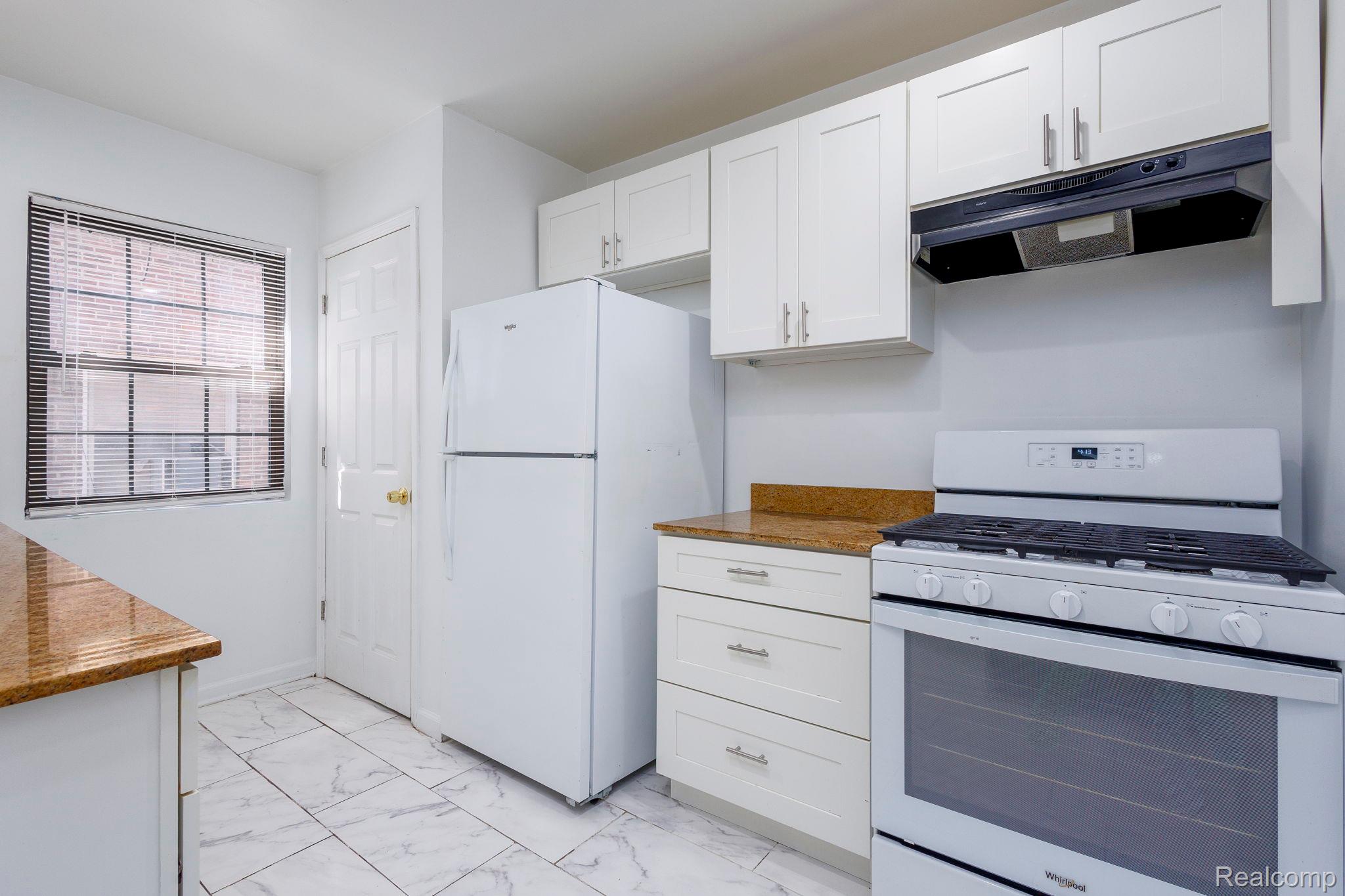 3974 Devonshire Road Detroit, MI 48224 - Photo 7 of 15 Kitchen