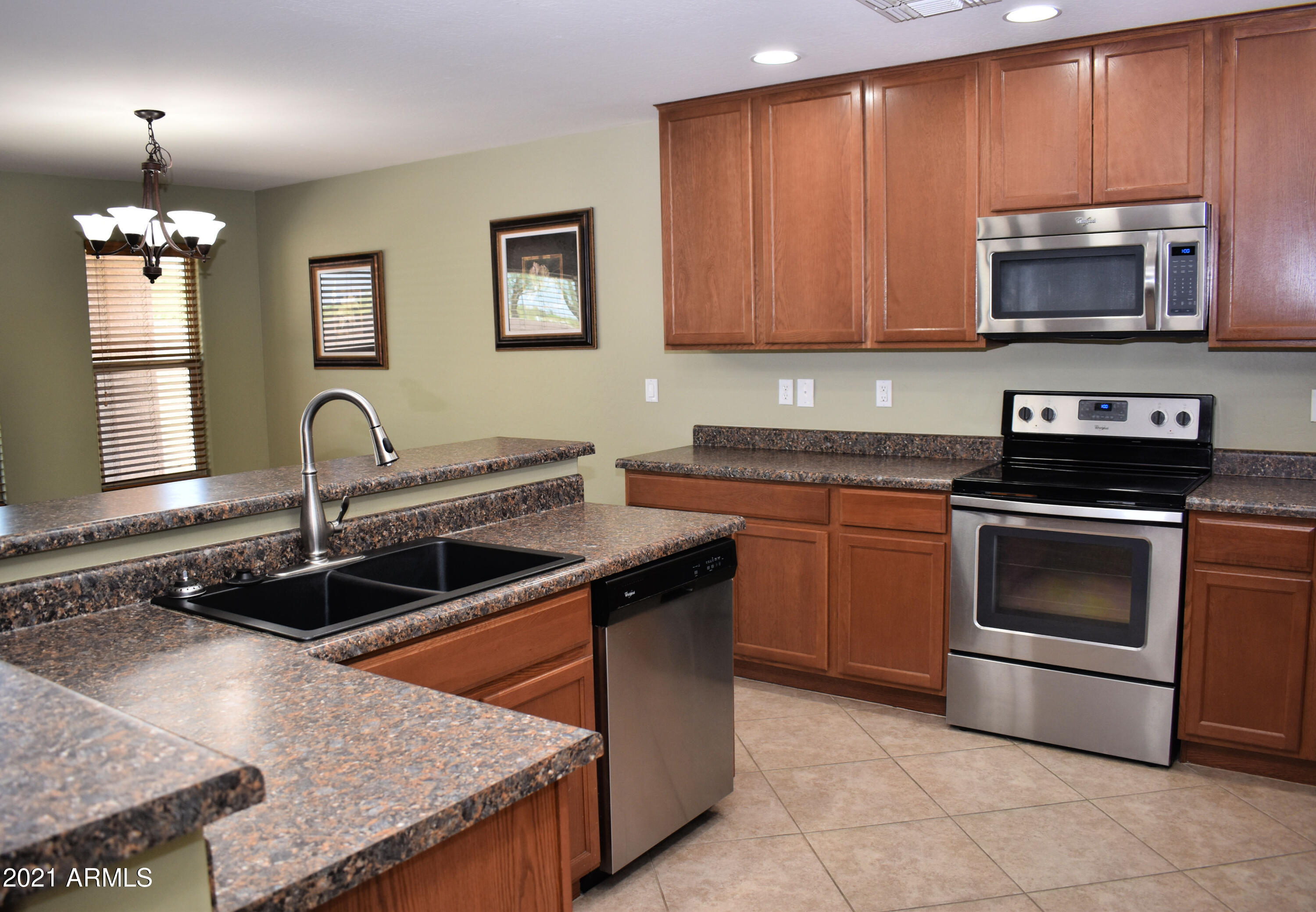 2461 South Conestoga Road Apache Junction, AZ 85119 - Photo 3 of 25 Open Kitchen