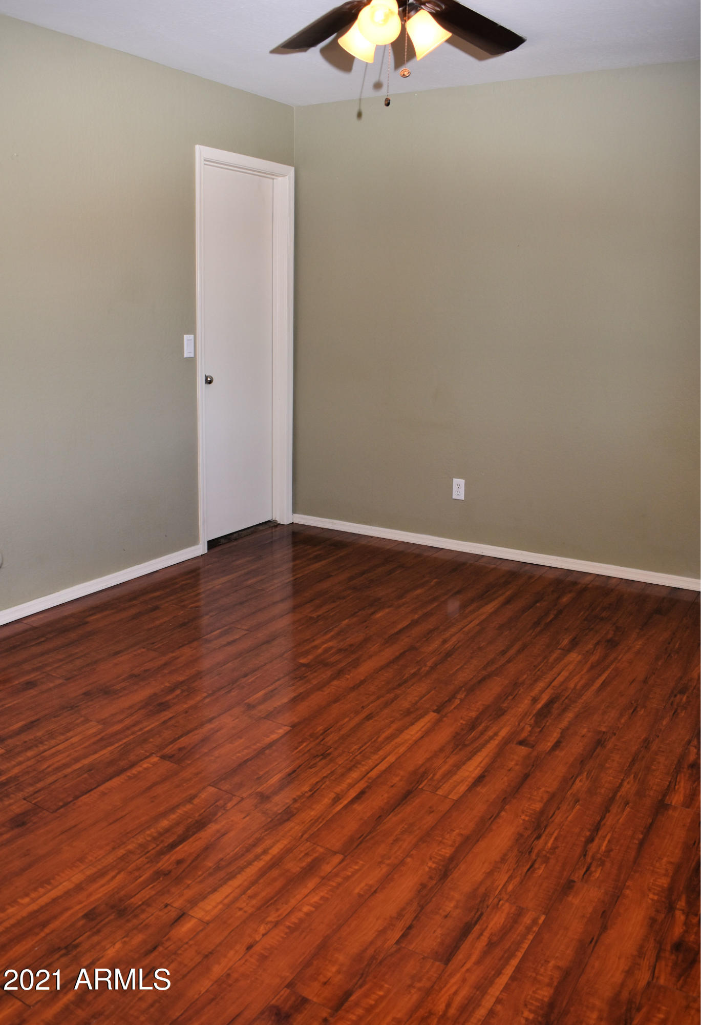 2461 South Conestoga Road Apache Junction, AZ 85119 - Photo 6 of 25 Downstairs Guest Bedroom