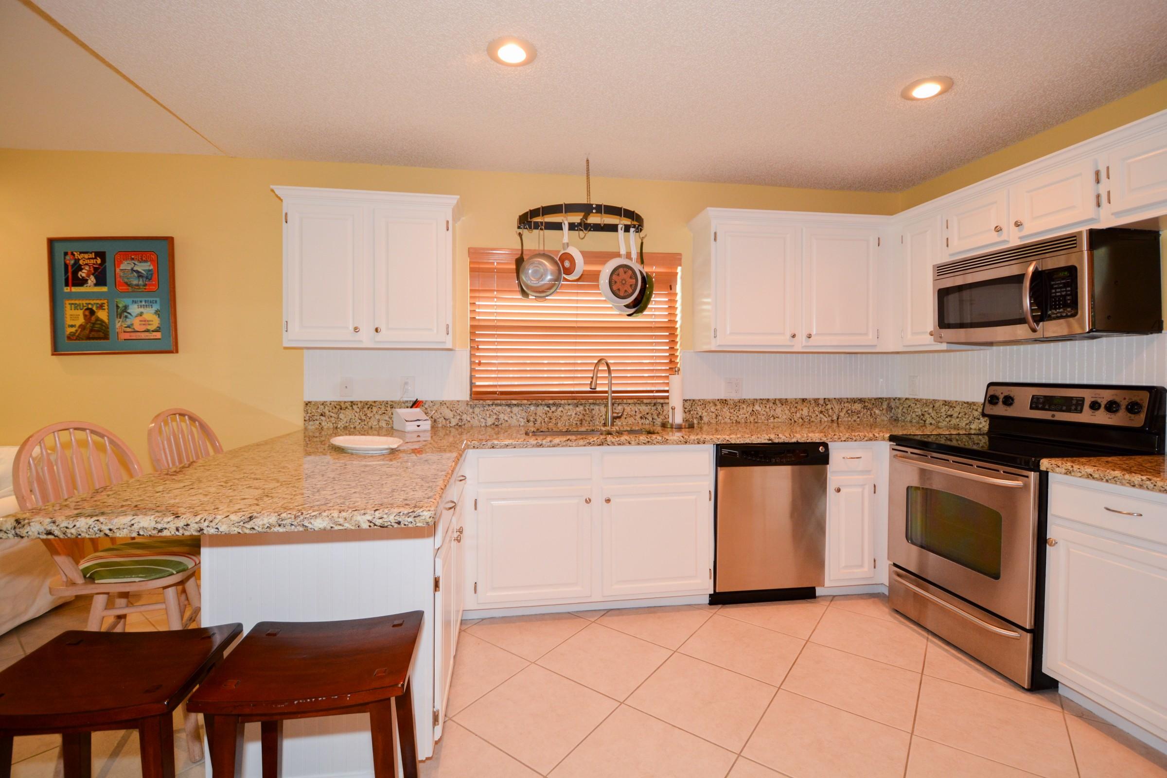 1138 Southwest 20th Street Boca Raton, FL 33486 - Photo 7 of 26 Kitchen