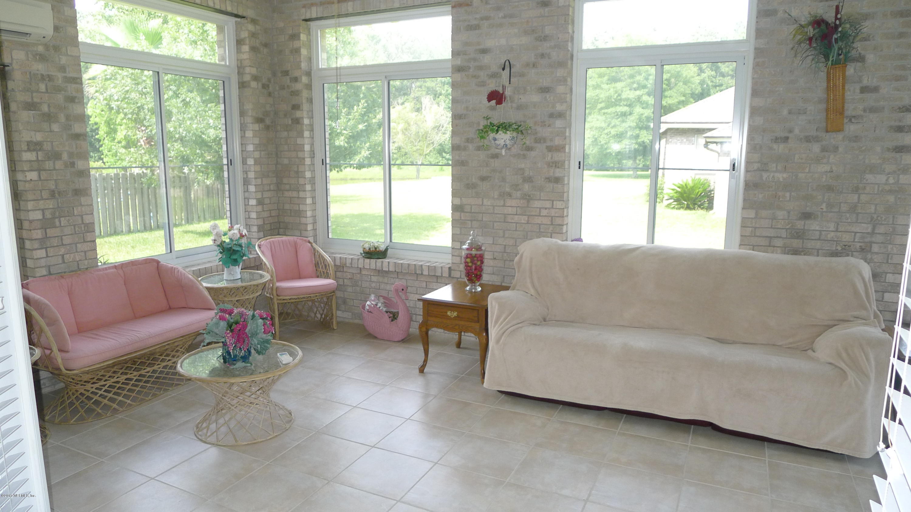 1527 Falkland Road East Jacksonville, FL 32221 - Photo 11 of 26 florida room