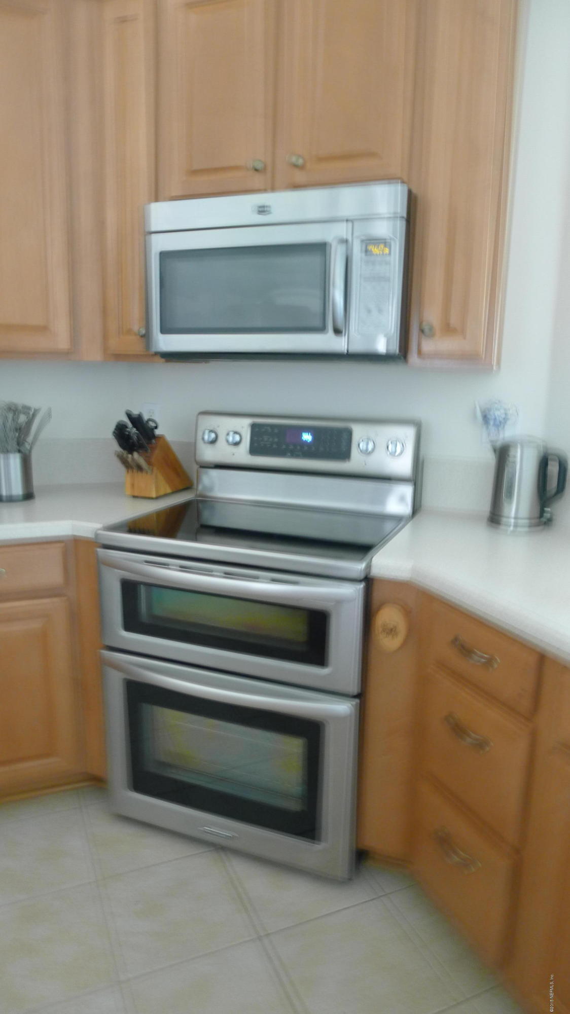 1527 Falkland Road East Jacksonville, FL 32221 - Photo 16 of 26 double oven