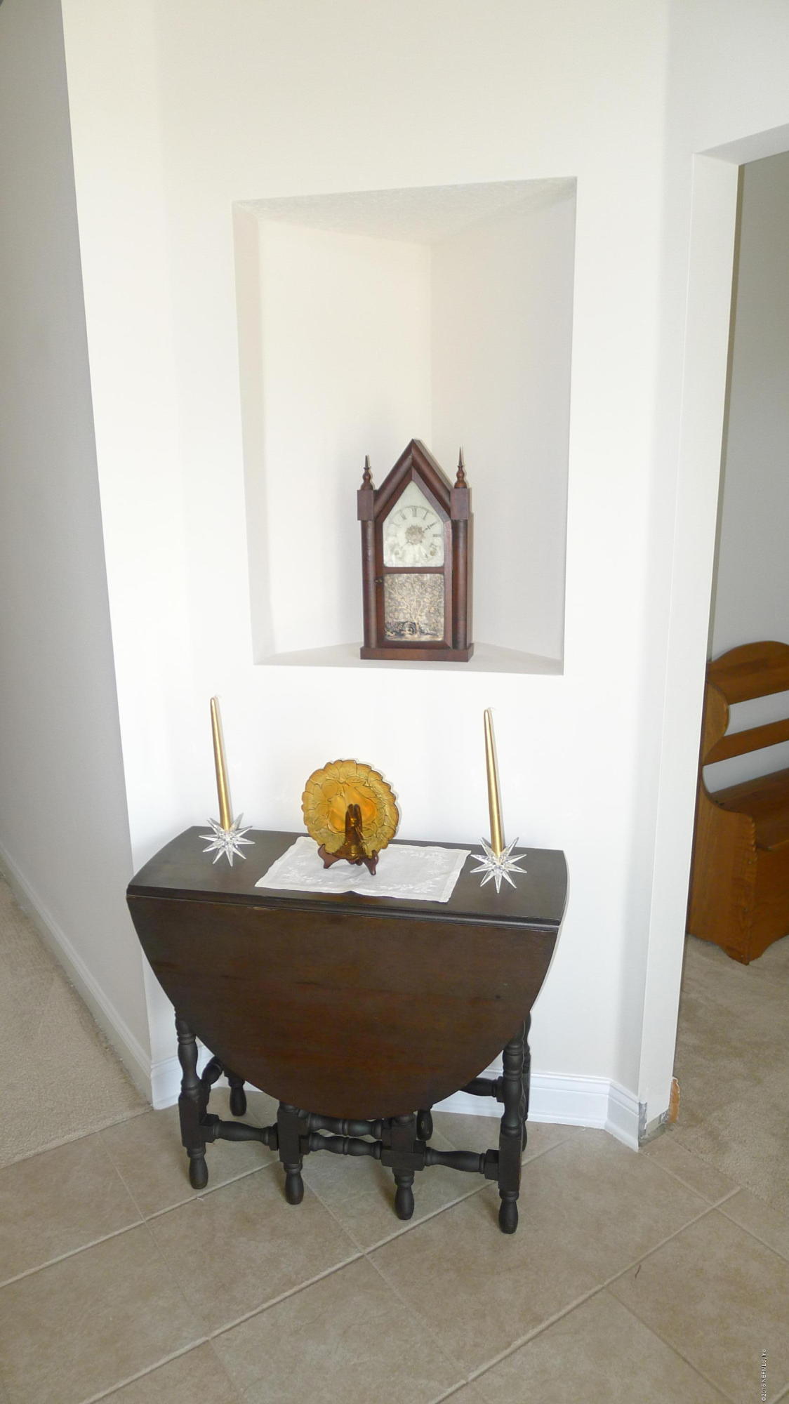1527 Falkland Road East Jacksonville, FL 32221 - Photo 4 of 26 foyer
