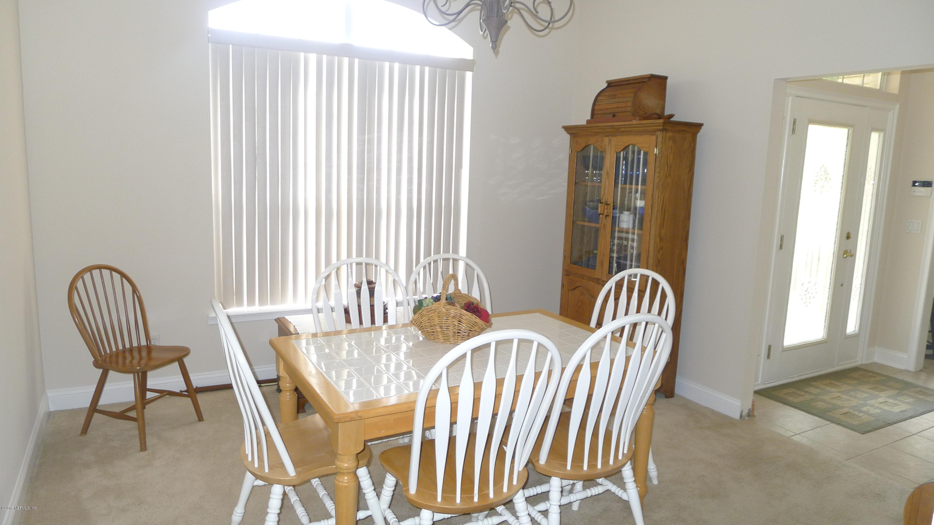 1527 Falkland Road East Jacksonville, FL 32221 - Photo 6 of 26 dining room