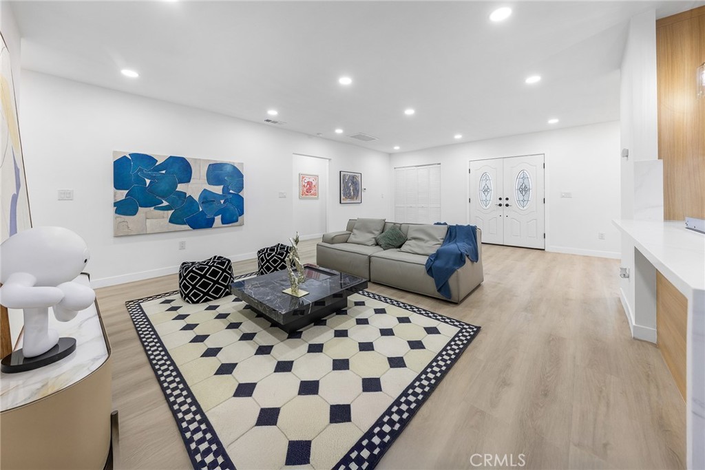 344 Pamela Road Monrovia, CA 91016 - Photo 11 of 55