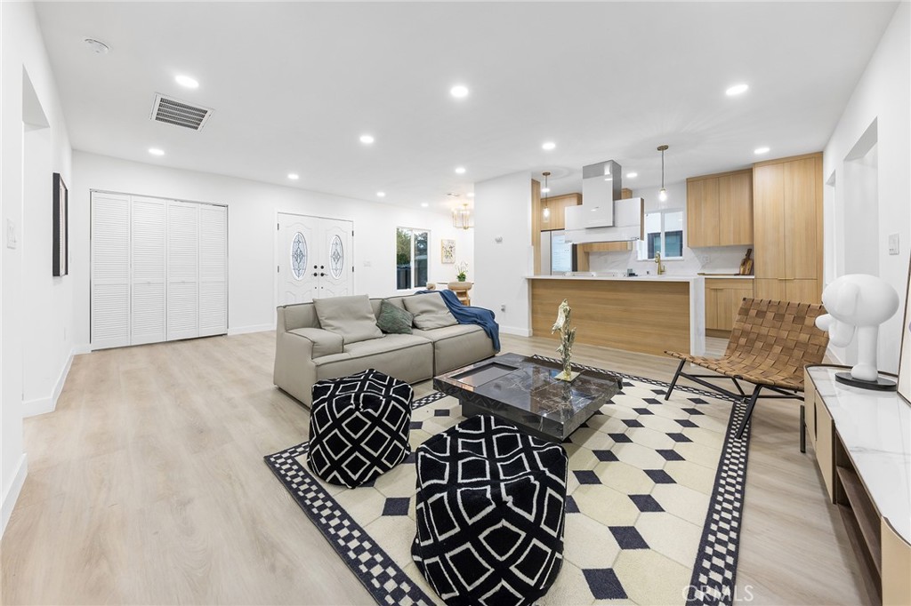 344 Pamela Road Monrovia, CA 91016 - Photo 12 of 55