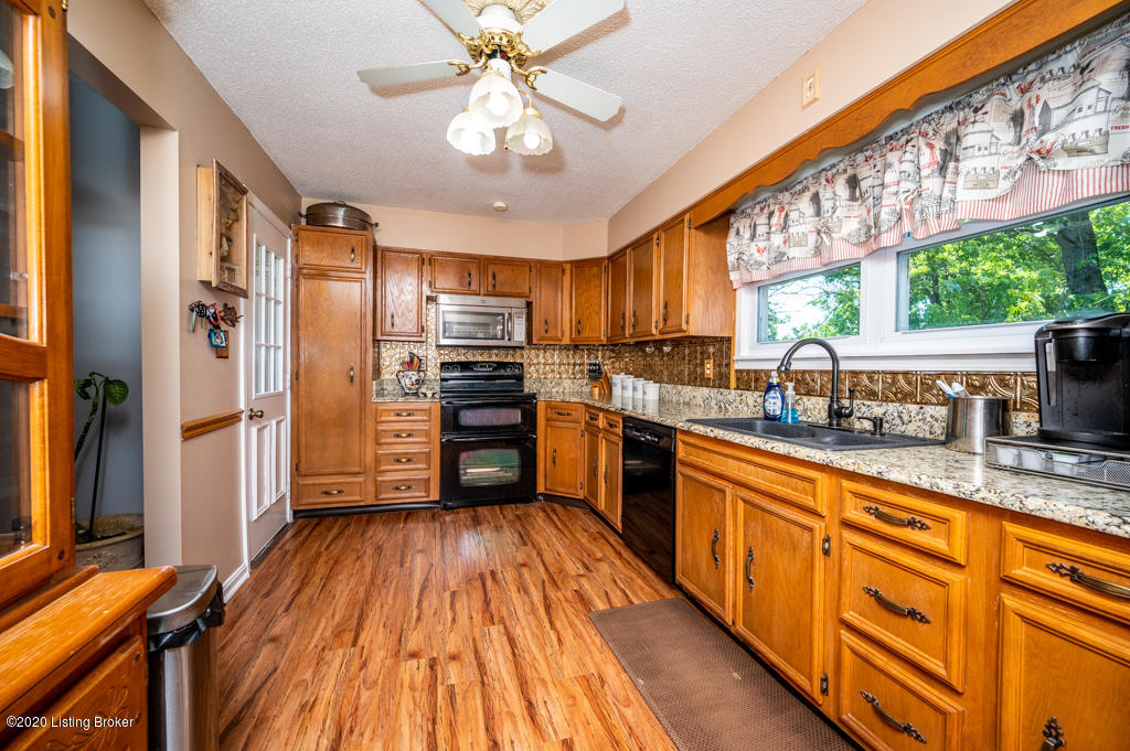 510 Walnut Grove Road Ekron, KY 40117 - Photo 28 of 79 DN0_9296