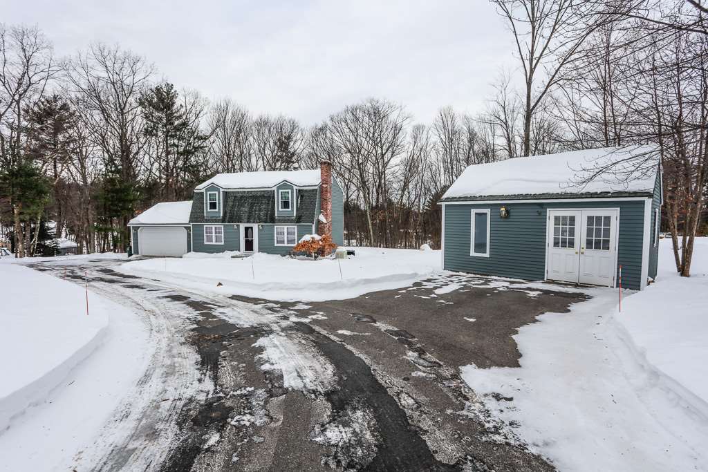7 Laurel Hill Road Londonderry, NH 03053 - Photo 2 of 40 Gallery Image 2