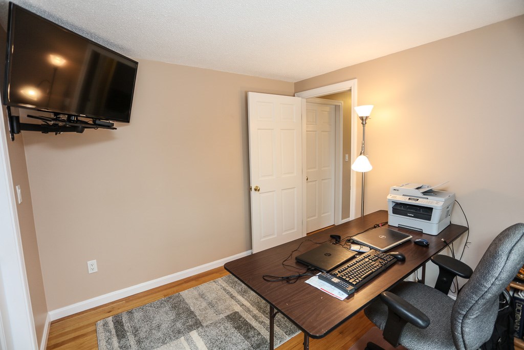 7 Laurel Hill Road Londonderry, NH 03053 - Photo 26 of 40 Gallery Image 26