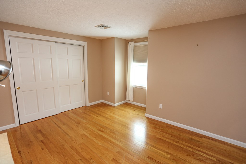 7 Laurel Hill Road Londonderry, NH 03053 - Photo 28 of 40 Gallery Image 28