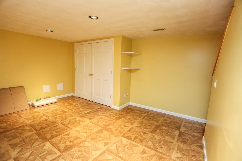 7 Laurel Hill Road Londonderry, NH 03053 - Photo 33 of 40 Gallery Image 33