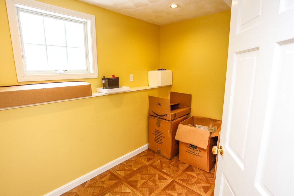7 Laurel Hill Road Londonderry, NH 03053 - Photo 34 of 40 Gallery Image 34