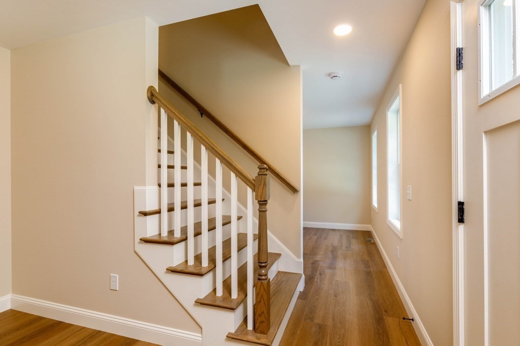 580 Highland Avenue Phillipston, MA 01331 - Photo 8 of 19