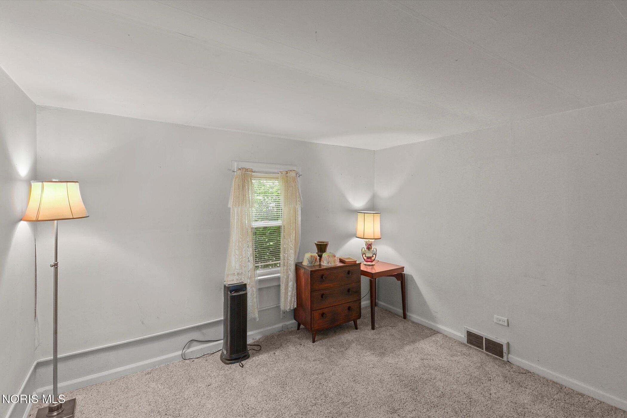 882 Sand Ridge Road Bowling Green, OH 43402 - Photo 10 of 24 Gallery Image 10