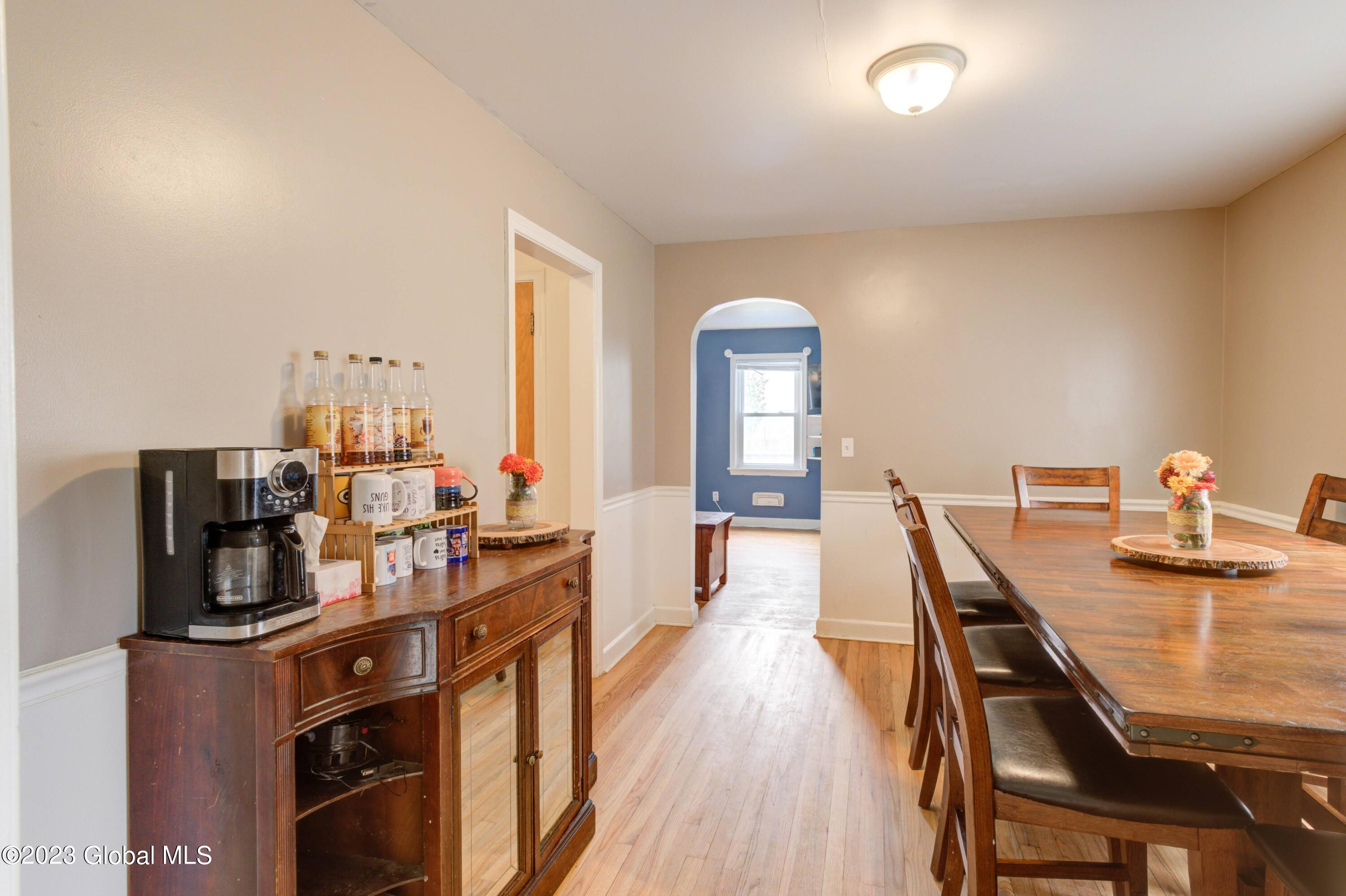 83 Putnam Road Rotterdam, NY 12306 - Photo 14 of 42 9-83 Putnam