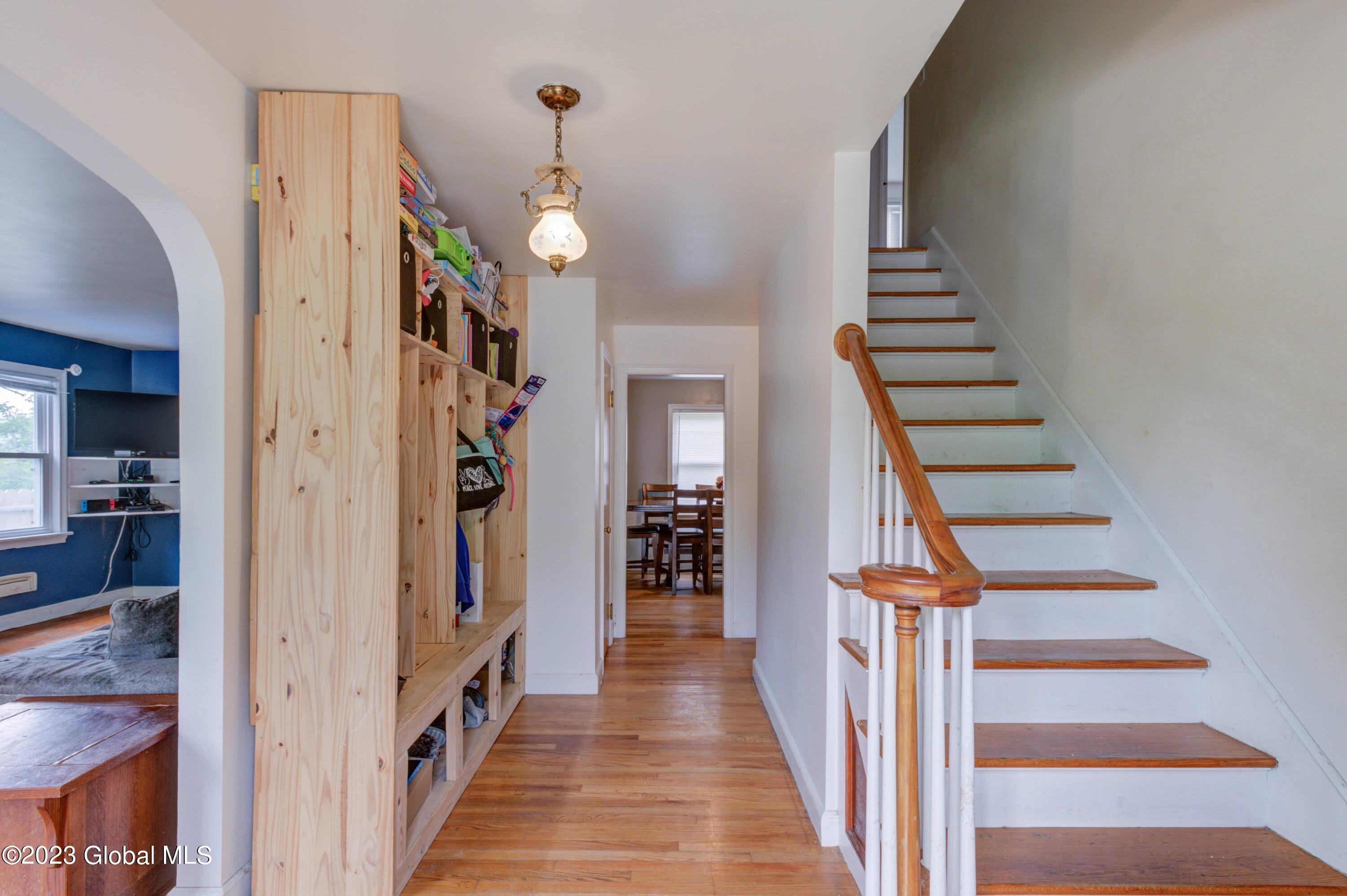 83 Putnam Road Rotterdam, NY 12306 - Photo 22 of 42 19-83 Putnam