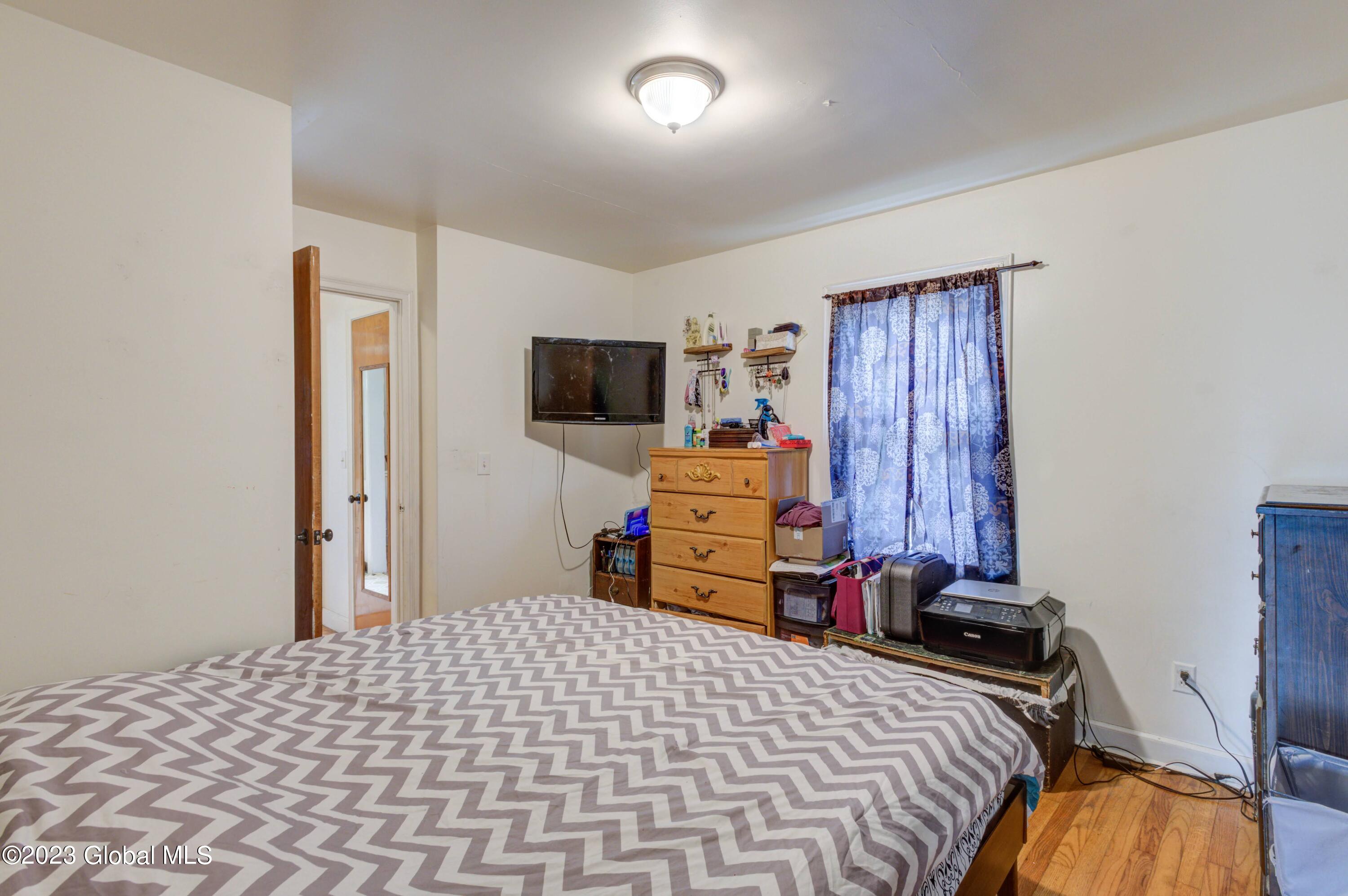 83 Putnam Road Rotterdam, NY 12306 - Photo 23 of 42 20-83 Putnam
