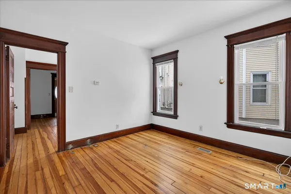 $1,350 | 227 Olivia Street, Derby, CT 06418