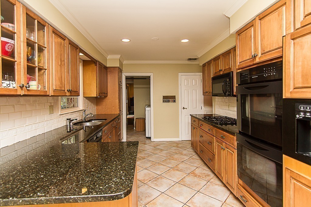 53 Lincoln Road Sharon, MA 02067 - Photo 14 of 30 Gallery Image 14
