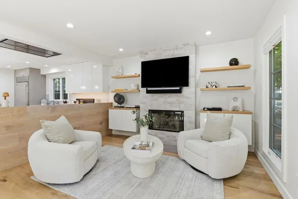 $4,588,000 | 850 Guinda Street, Palo Alto, CA 94301