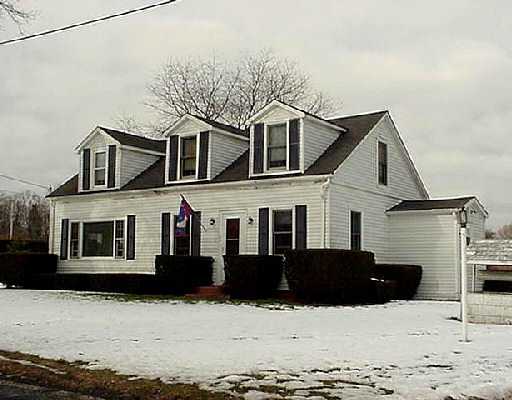 60 Schoolhouse Road Warren, RI 02885 - Photo 1 of 1 Exterior Front.