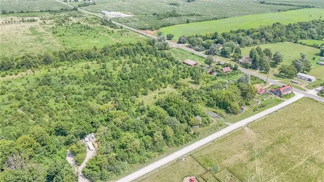 $165,900 | 1246 Southwest 13th Highway, Leeton, MO 64761