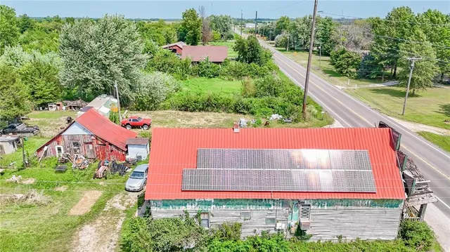 $165,900 | 1246 Southwest 13th Highway, Leeton, MO 64761