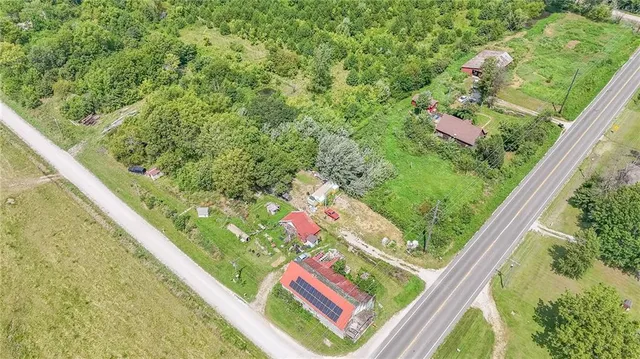 $165,900 | 1246 Southwest 13th Highway, Leeton, MO 64761