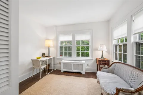 $2,150,000 | 1 Henry Street, Southampton, NY 11968