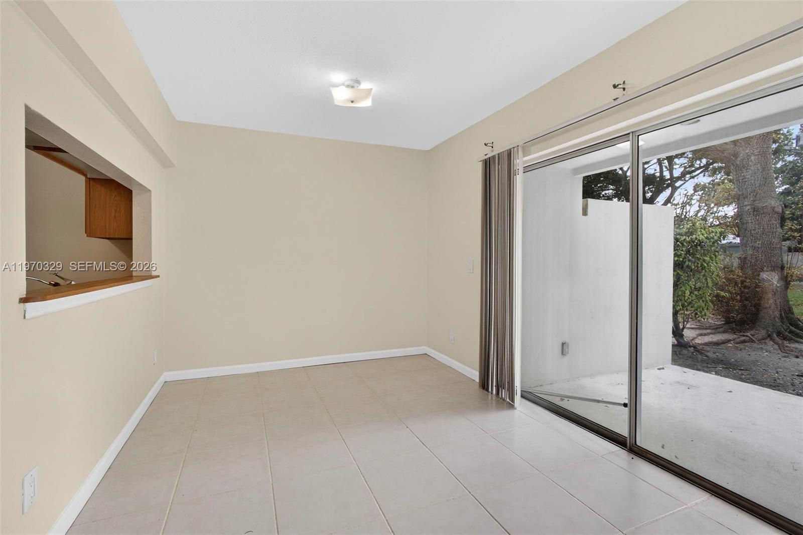 5090 Elmhurst Road, Unit A West Palm Beach, FL 33417 - Photo 13 of 48