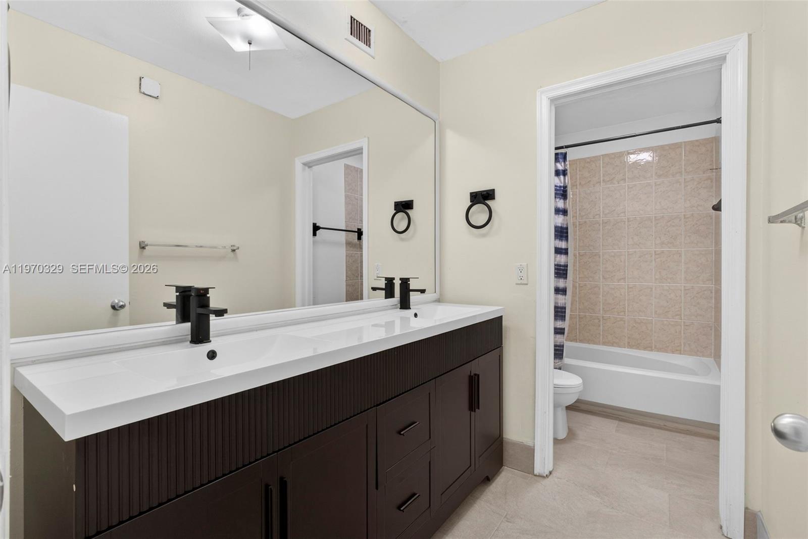 5090 Elmhurst Road, Unit A West Palm Beach, FL 33417 - Photo 27 of 48