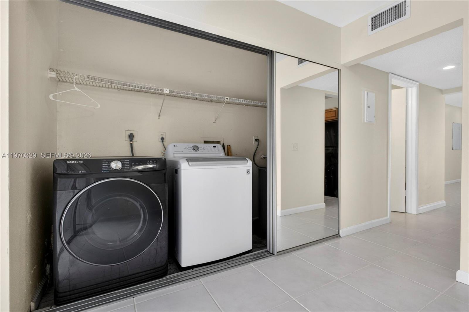 5090 Elmhurst Road, Unit A West Palm Beach, FL 33417 - Photo 34 of 48