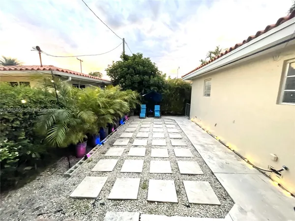 $4,500 | 1556 San Benito Avenue, Unit 1556, Coral Gables, FL 33134