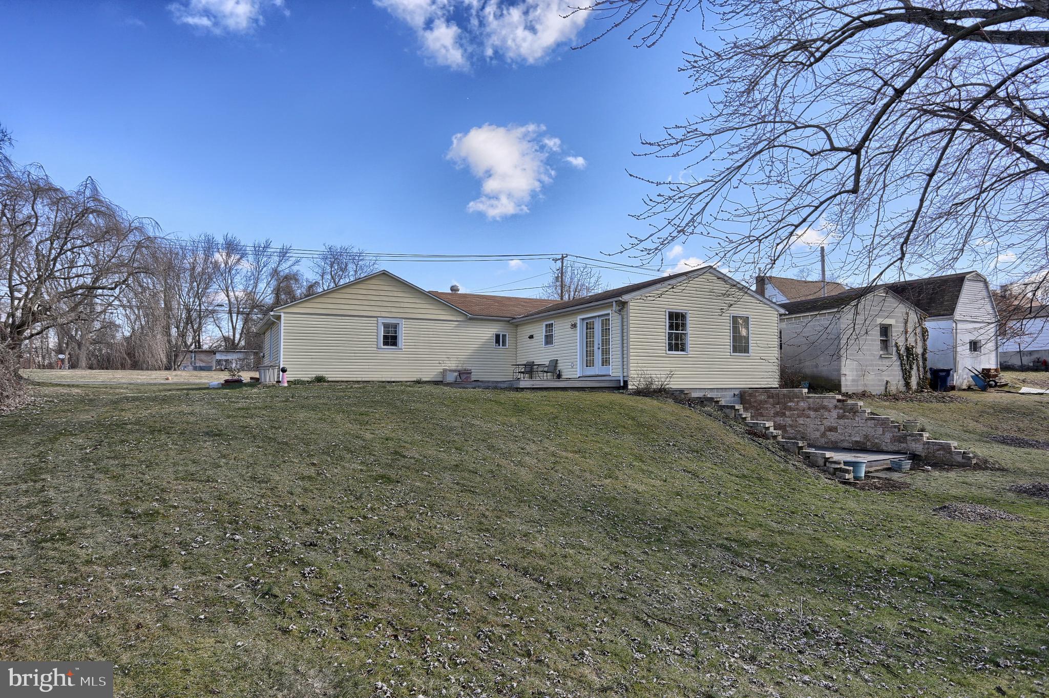 1834 Rosedale Avenue Middletown, PA 17057 - Photo 8 of 25 Gallery Image 8