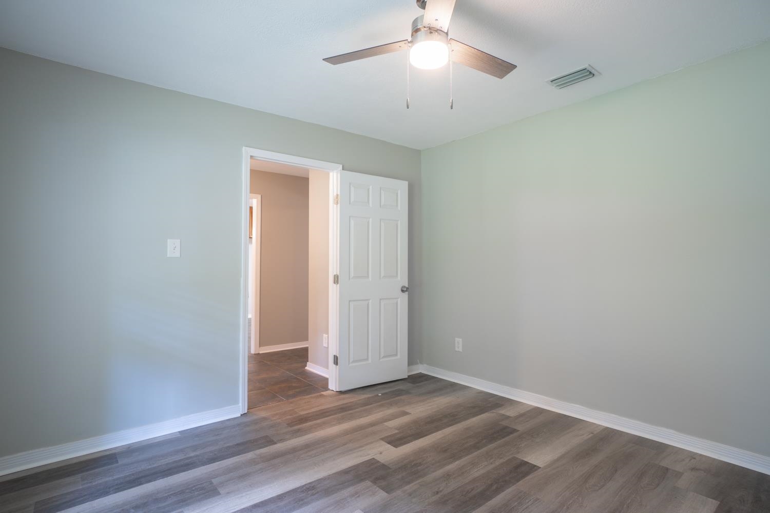 232 Ridgewood Drive Daphne, AL 36526 - Photo 13 of 26