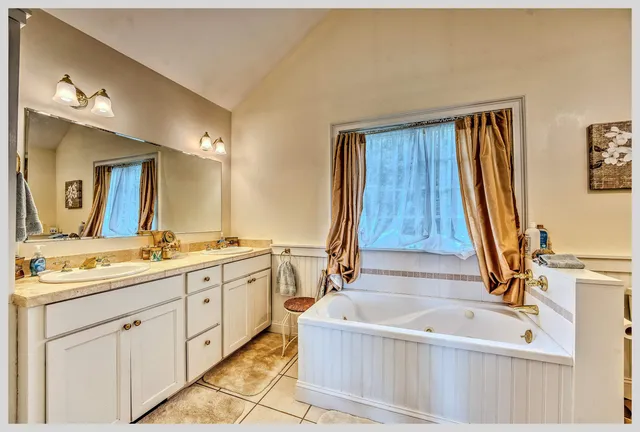 $1,225,000 | 36 Puckerbrush Road, Campton, NH 03223