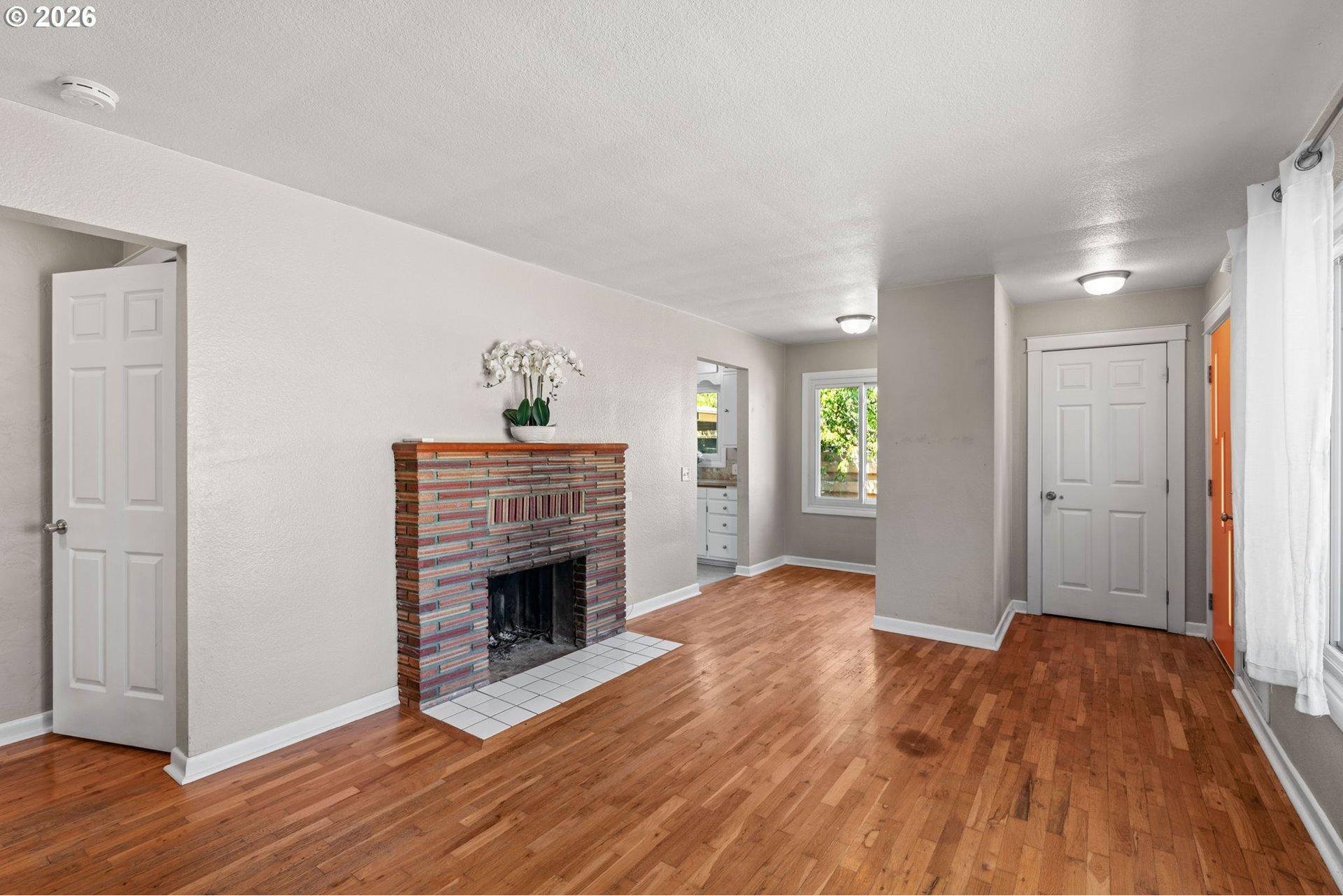 2250 Devos Street Eugene, OR 97402 - Photo 18 of 32 Gallery Image 18