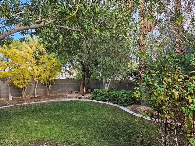 $3,300 | 2124 Hillsgate Street, Las Vegas, NV 89134