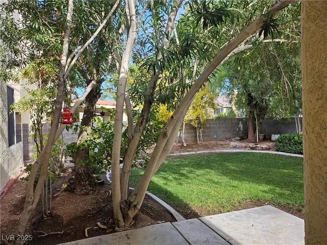 $3,300 | 2124 Hillsgate Street, Las Vegas, NV 89134