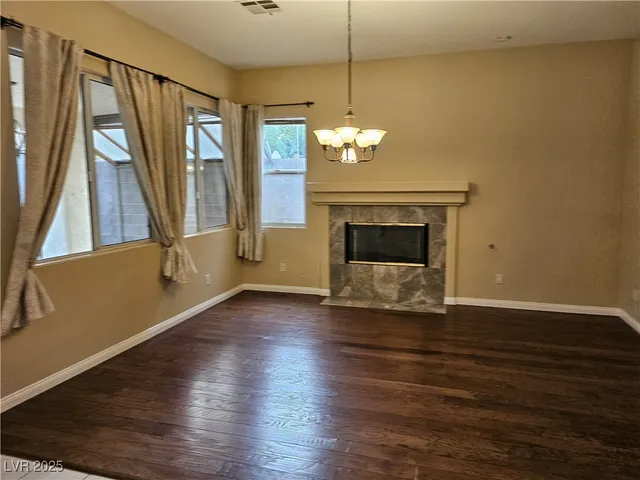 $3,300 | 2124 Hillsgate Street, Las Vegas, NV 89134