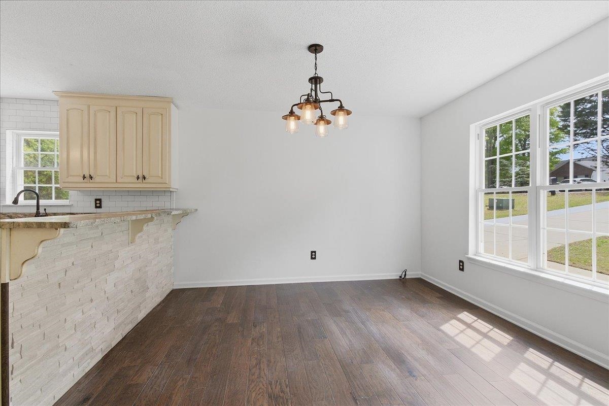 610 Walnut Way Anderson, SC 29626 - Photo 4 of 31