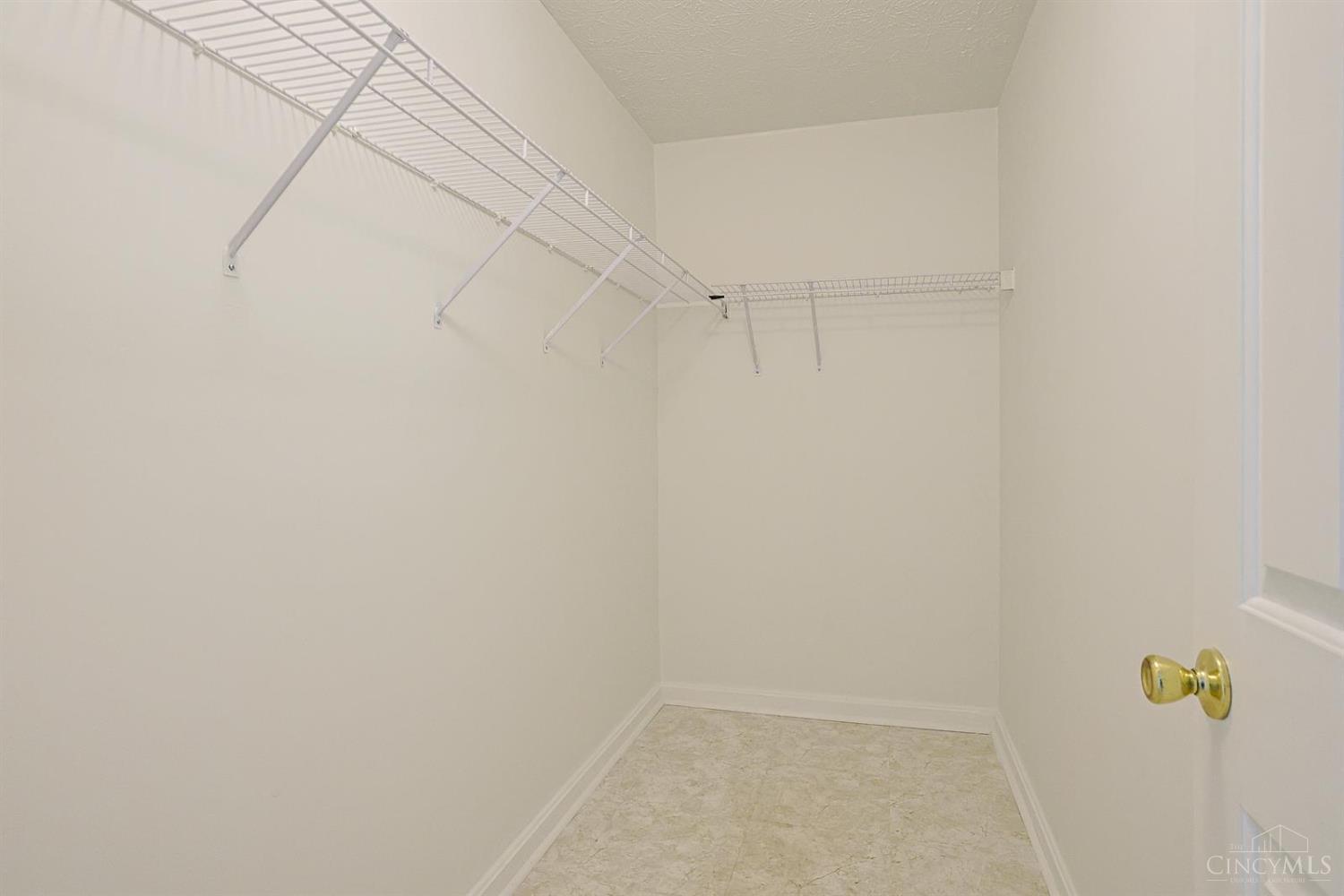 4341 Regency Ridge Court, Unit 303 Cincinnati, OH 45248 - Photo 17 of 25