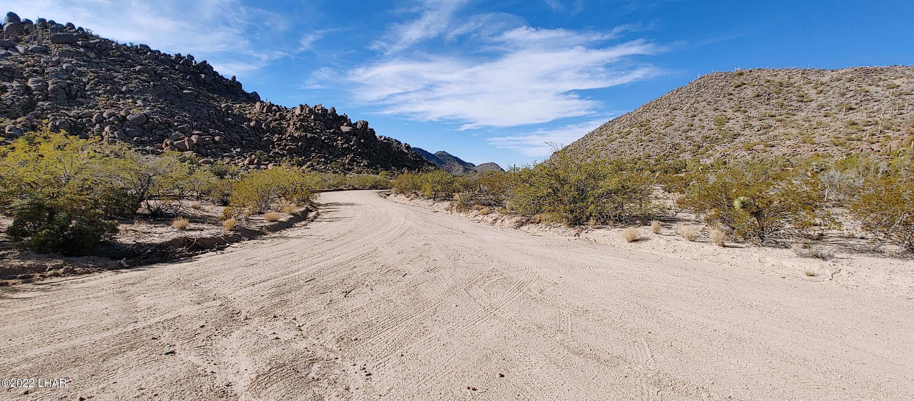 3611 South La Cienega Ranch Road Yucca, AZ 86438 - Photo 42 of 75 1127221350c