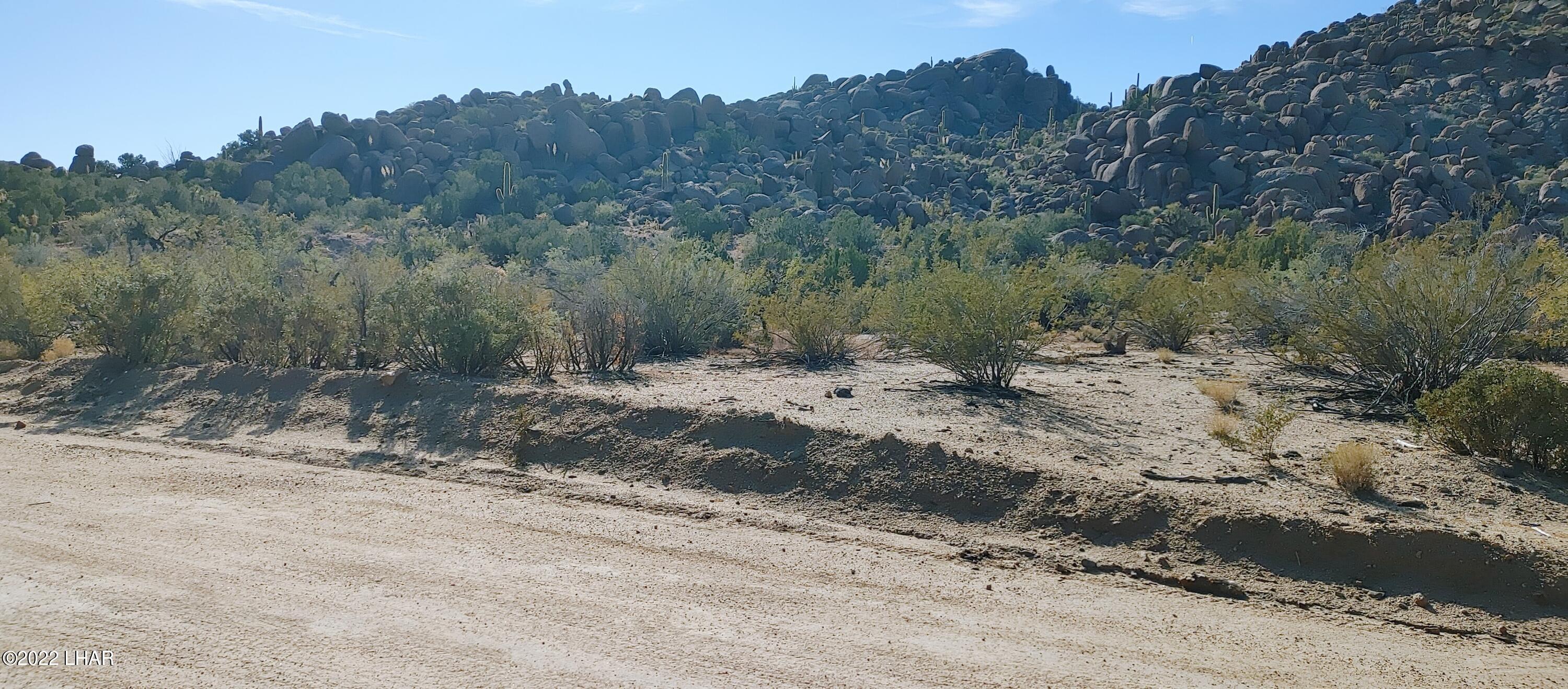 3611 South La Cienega Ranch Road Yucca, AZ 86438 - Photo 44 of 75 1127221350f